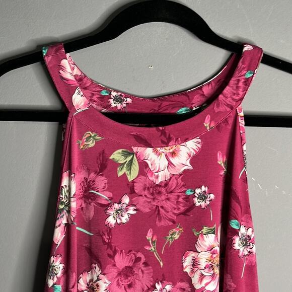 Torrid Dark Pink Floral Sleeveless Halter Top Size 0 - Picture 2 of 9